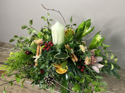 Evolve Flowers - Floral Christmas Centrepiece Arrangement