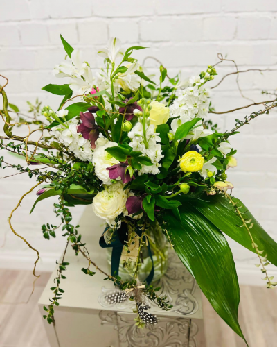Evolve Flowers - Floral Vase Arrangement
