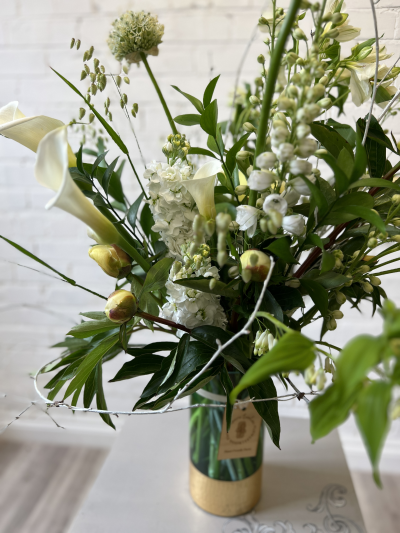 Seasonal Signature Vase Product Image