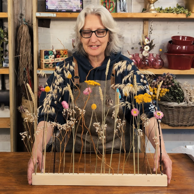 Wild MeadowFlower Bar Kit - An ideal gift for your creative friends or arrange your own stylish dried flower bar with this planet friendly kit.